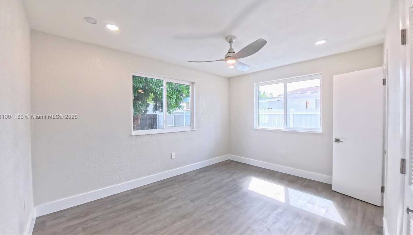 Small Image of 1575 WEST 6TH AVE, Hialeah Number 18