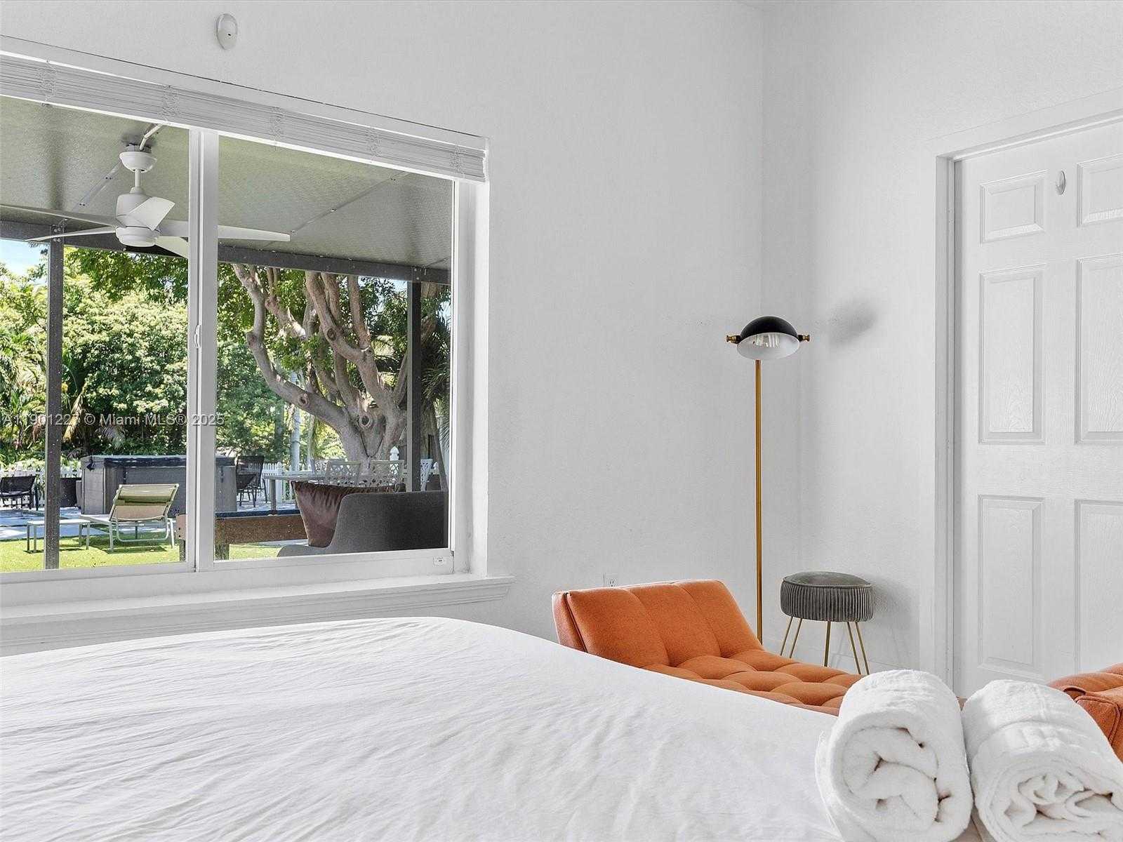 Small Image of 11843 WEST BISCAYNE CANAL RD, Miami Number 44