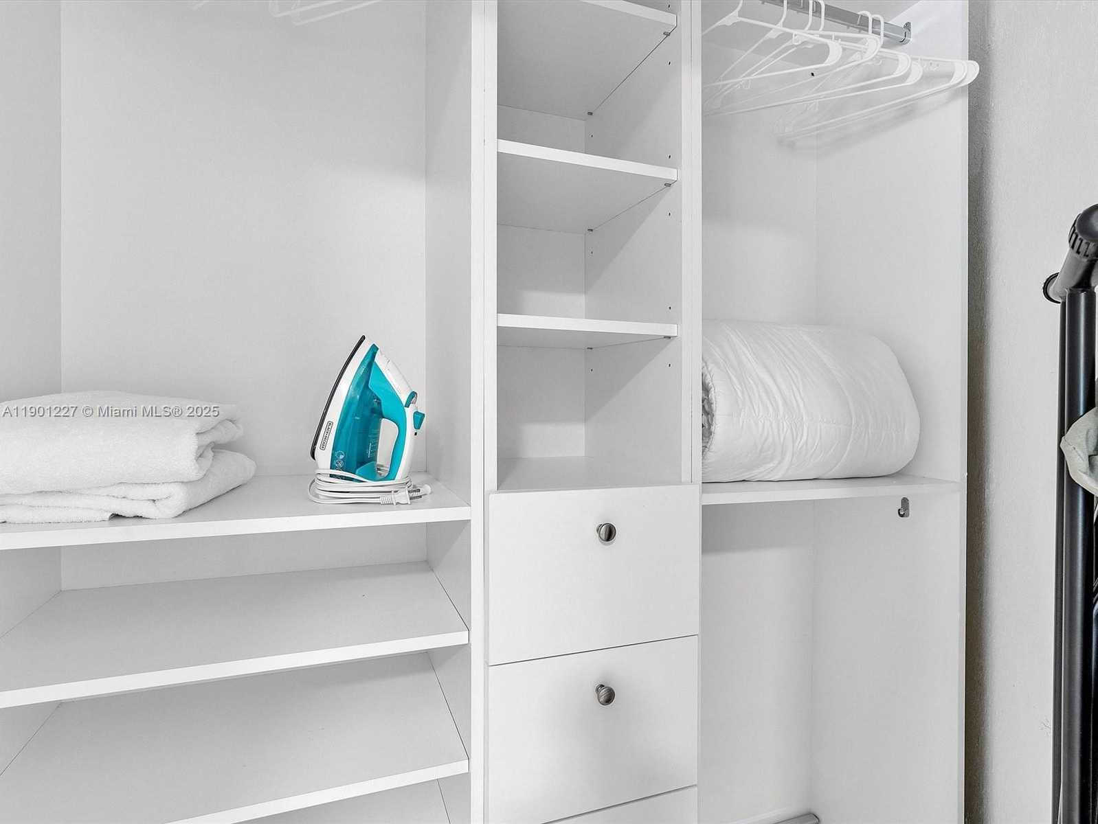 Small Image of 11843 WEST BISCAYNE CANAL RD, Miami Number 46