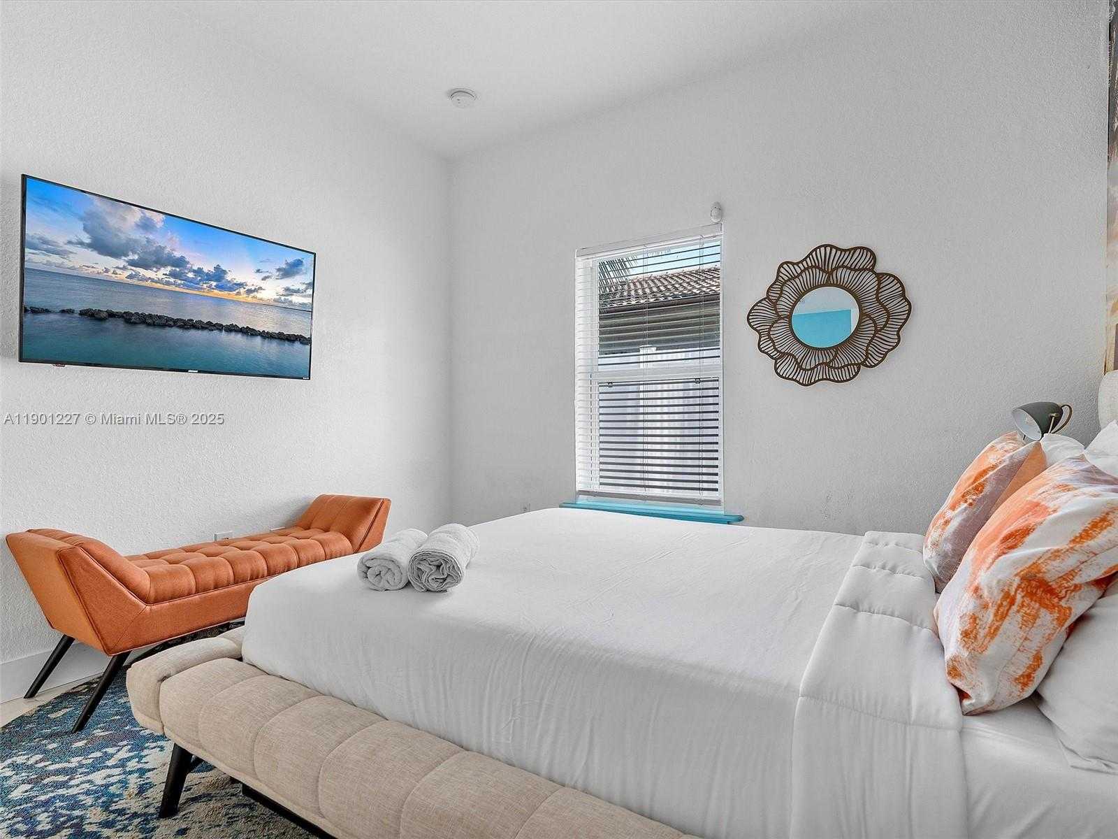 Small Image of 11843 WEST BISCAYNE CANAL RD, Miami Number 48