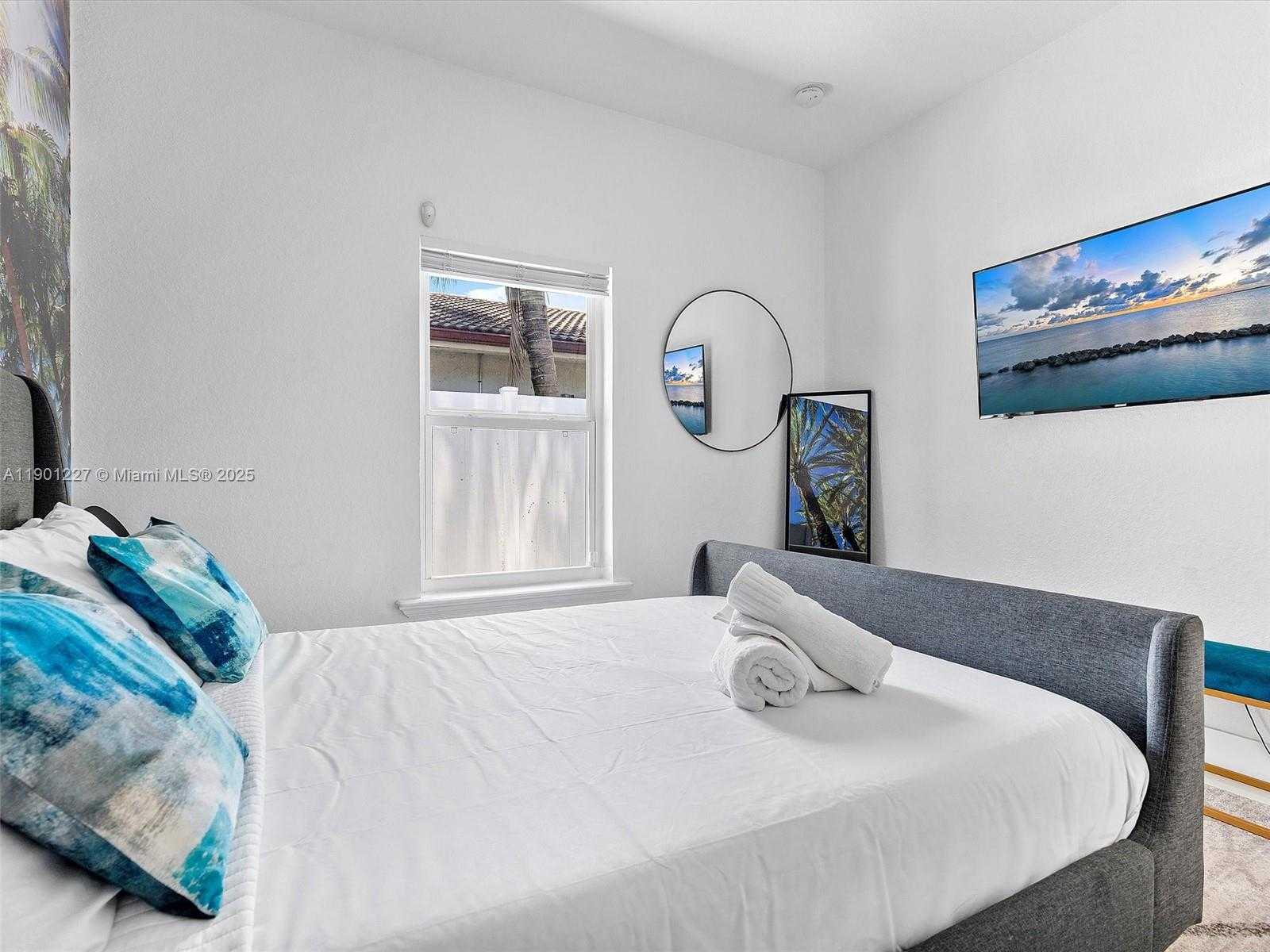 Small Image of 11843 WEST BISCAYNE CANAL RD, Miami Number 50