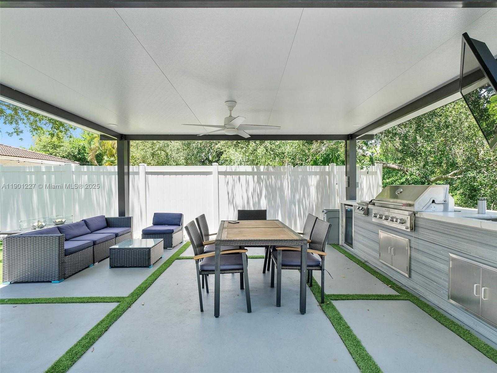 Small Image of 11843 WEST BISCAYNE CANAL RD, Miami Number 61