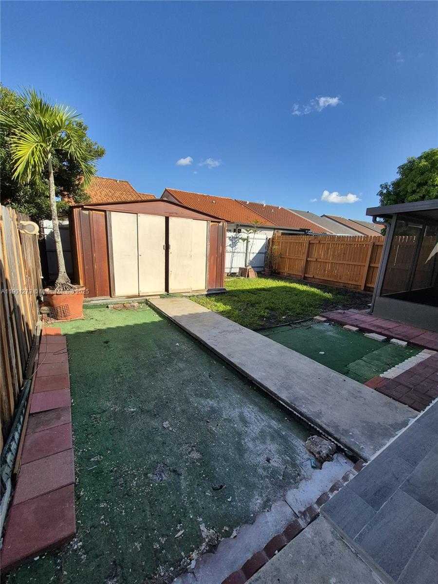 Small Image of 5751 WEST 21ST CT, Hialeah Number 10
