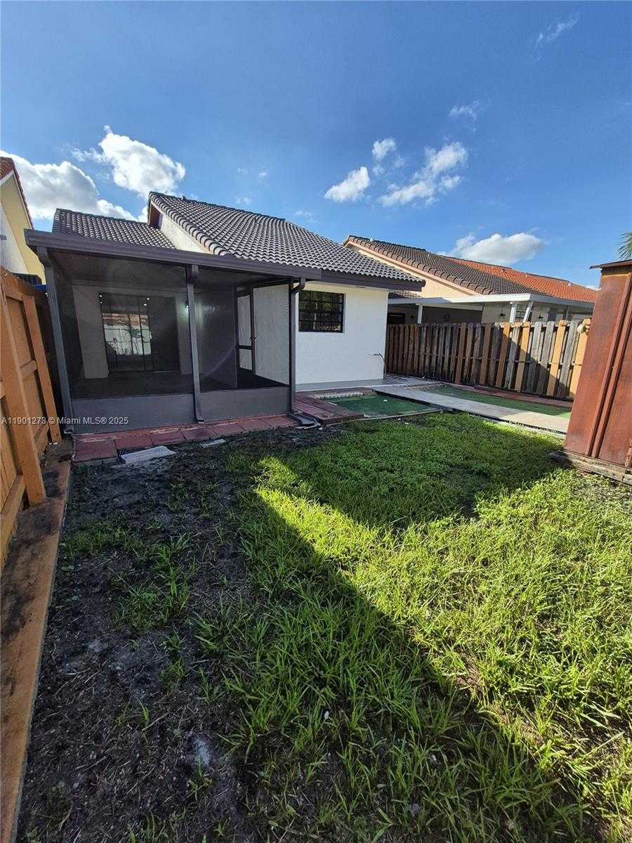 Small Image of 5751 WEST 21ST CT, Hialeah Number 11