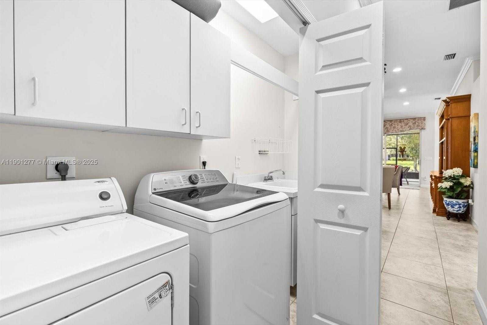 Small Image of 7309 MYSTIC WAY, Port St. Lucie Number 39