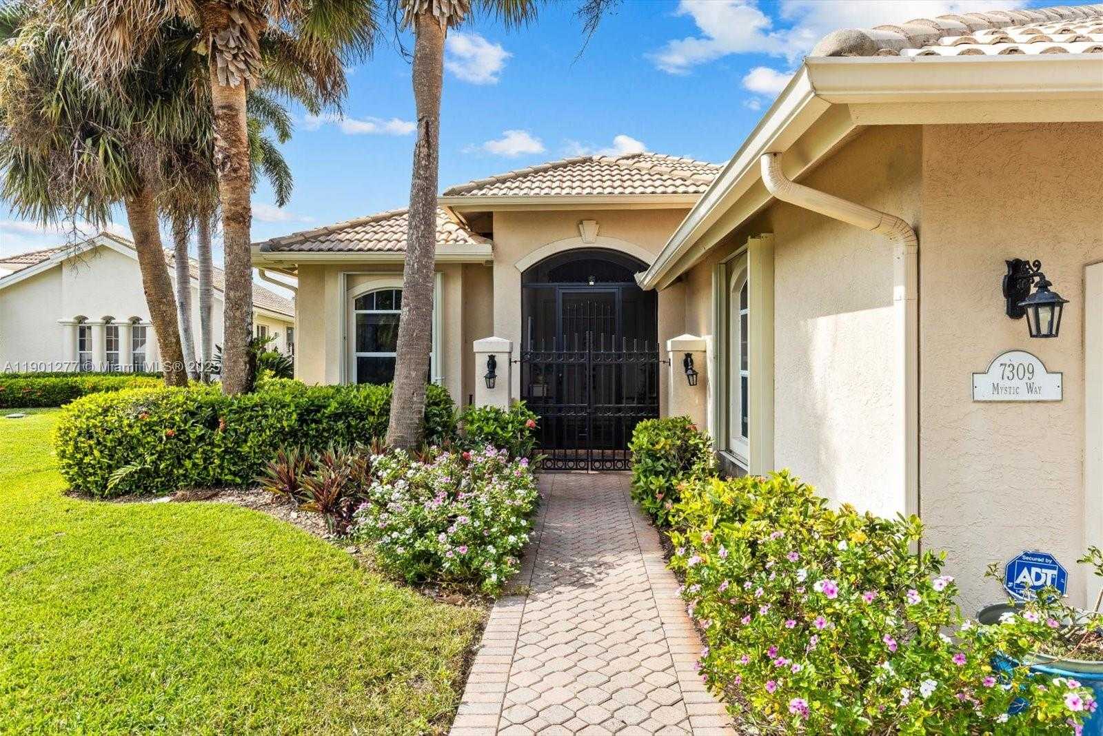 Small Image of 7309 MYSTIC WAY, Port St. Lucie Number 8