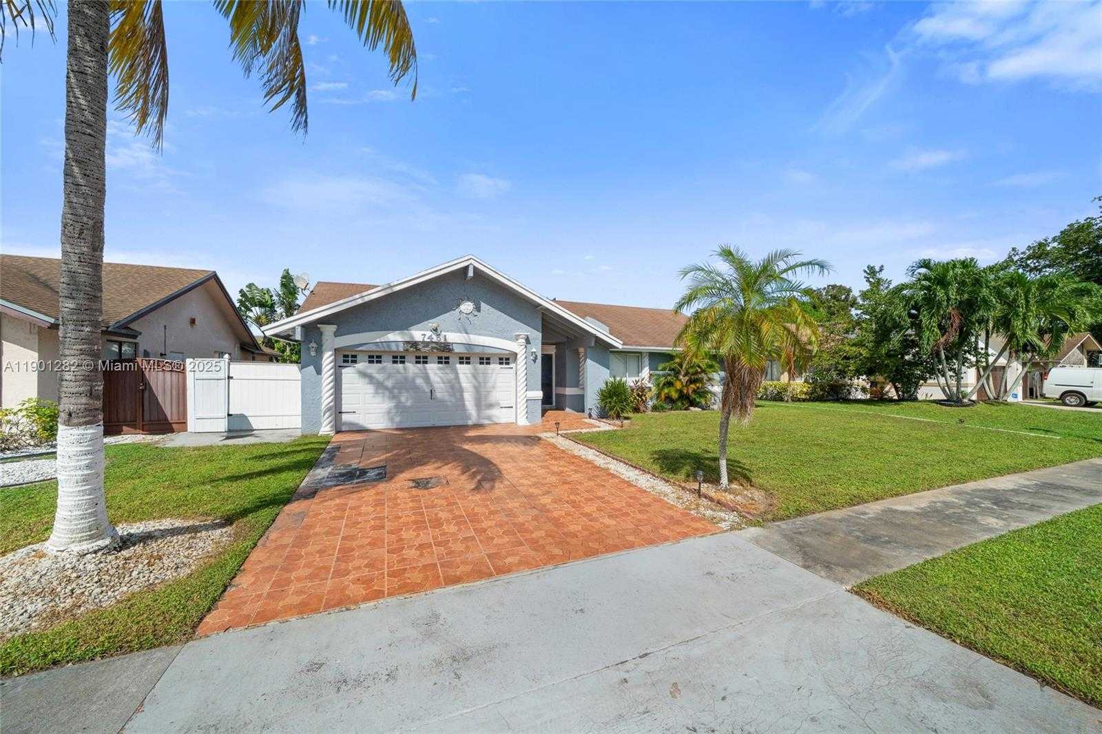 Small Image of 7461 NORTH WEST 36TH ST, Lauderhill Number 2