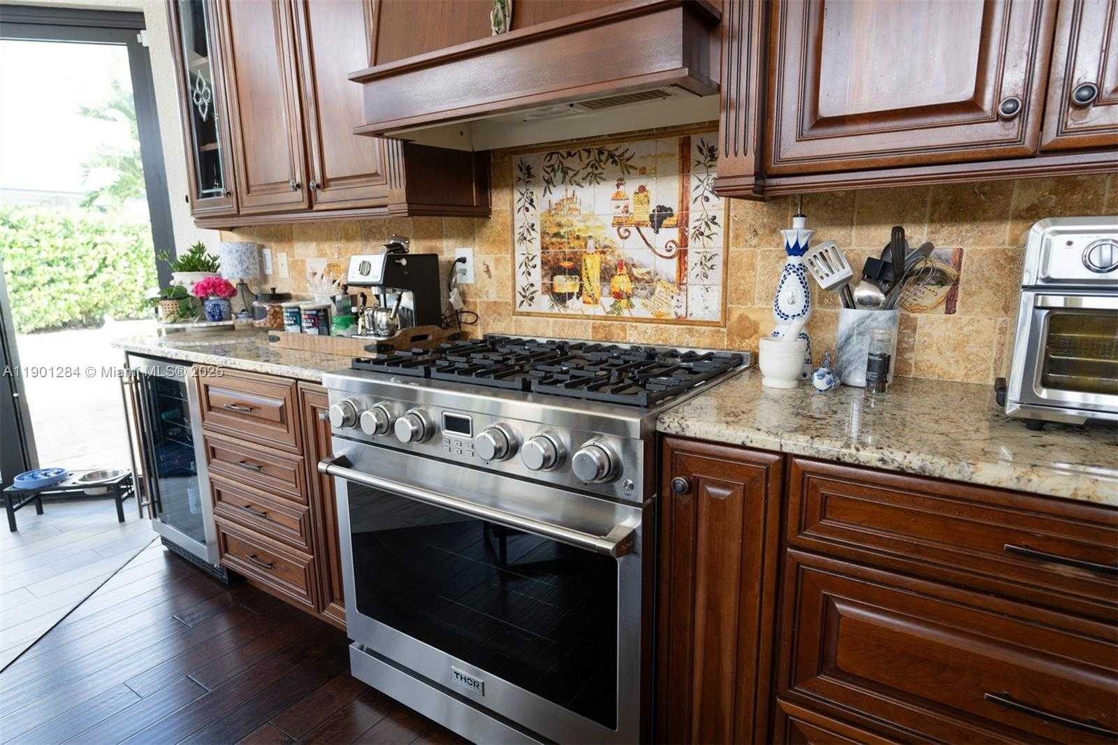 Small Image of 7761 SOUTH WEST 185TH ST, Cutler Bay Number 9