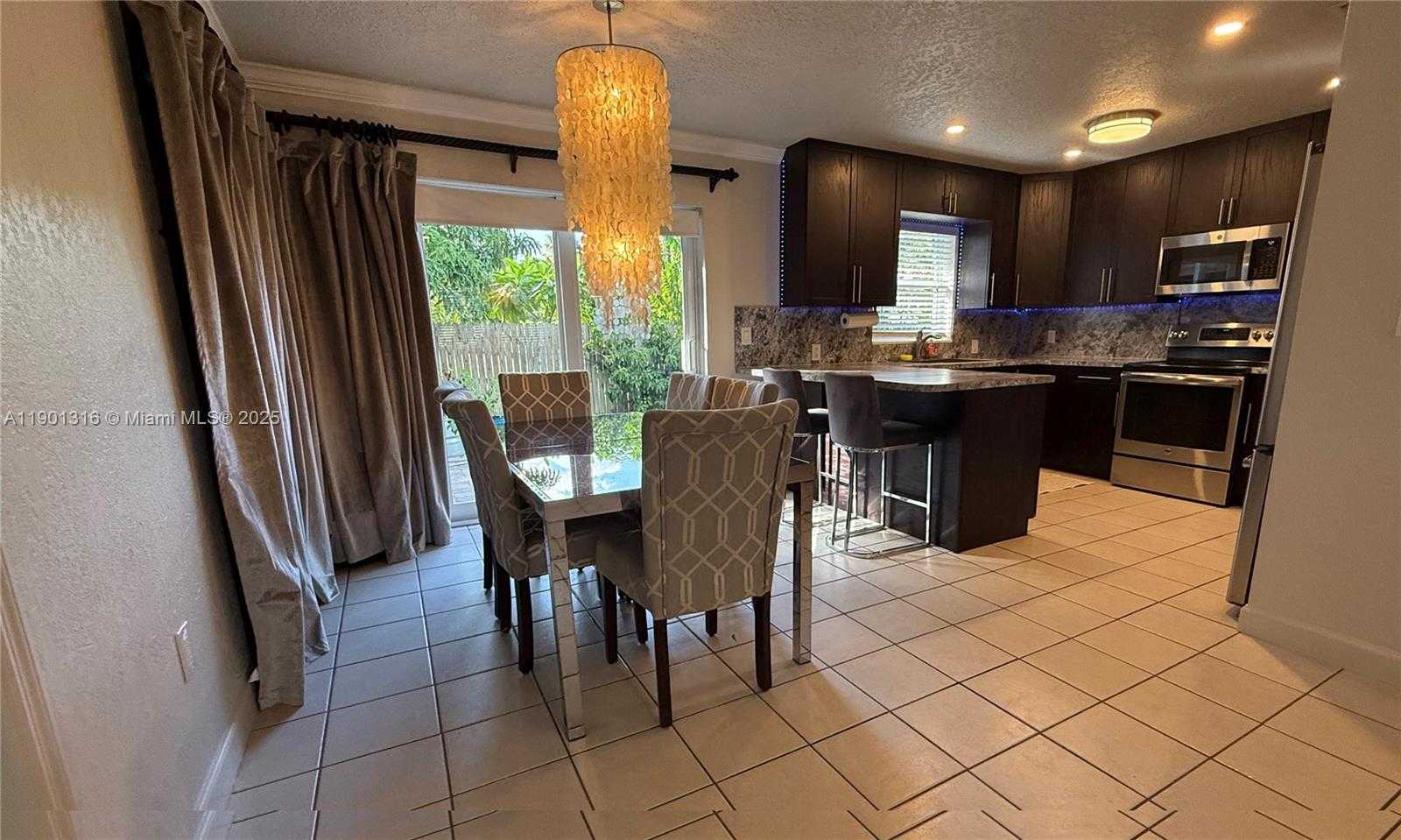 Small Image of 9546 SOUTH WEST ADAMS ST, Okeechobee Number 4