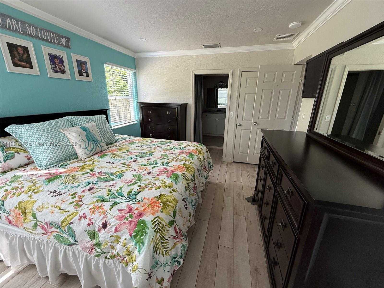Small Image of 9546 SOUTH WEST ADAMS ST, Okeechobee Number 9
