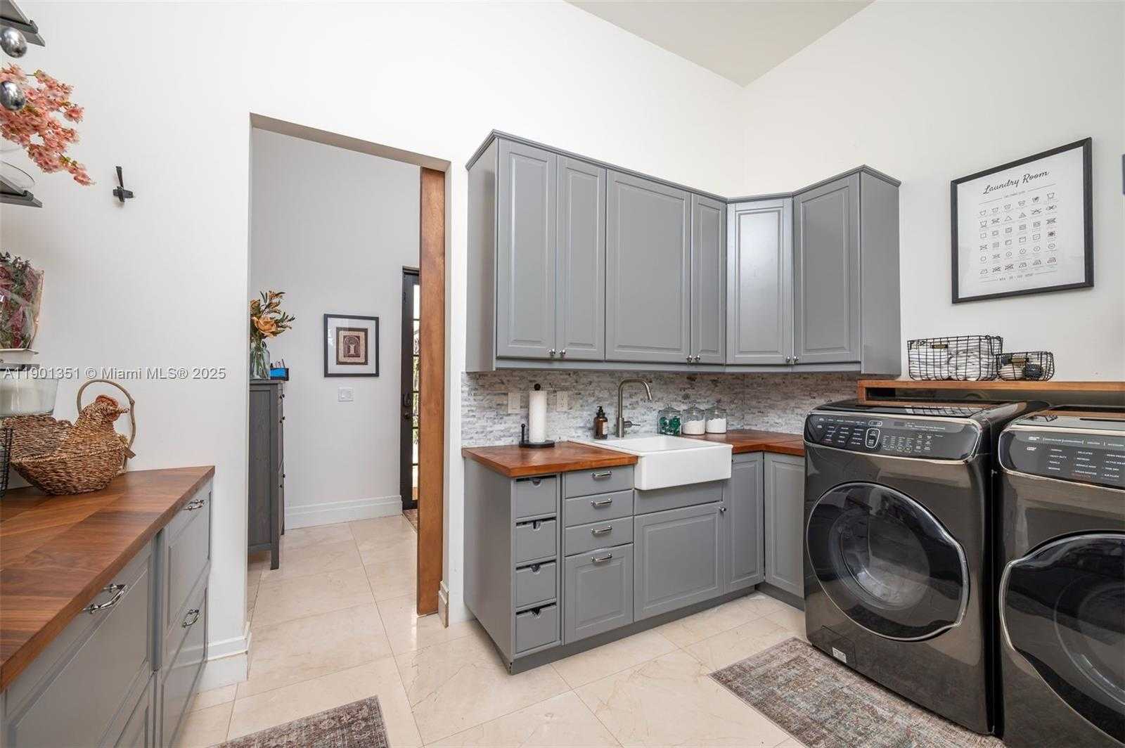 Small Image of 18951 SOUTH WEST 53RD ST, Southwest Ranches Number 35