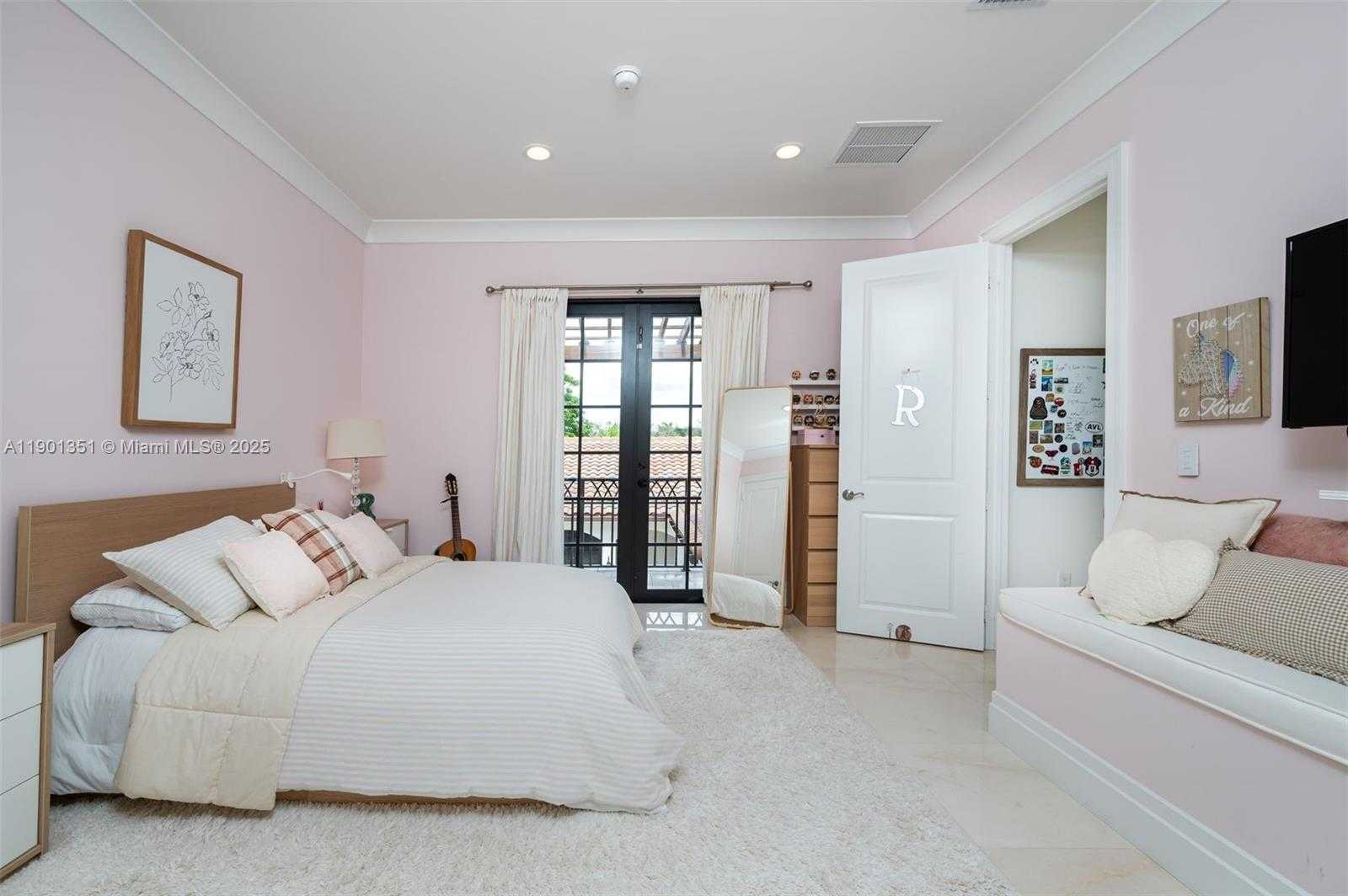 Small Image of 18951 SOUTH WEST 53RD ST, Southwest Ranches Number 44