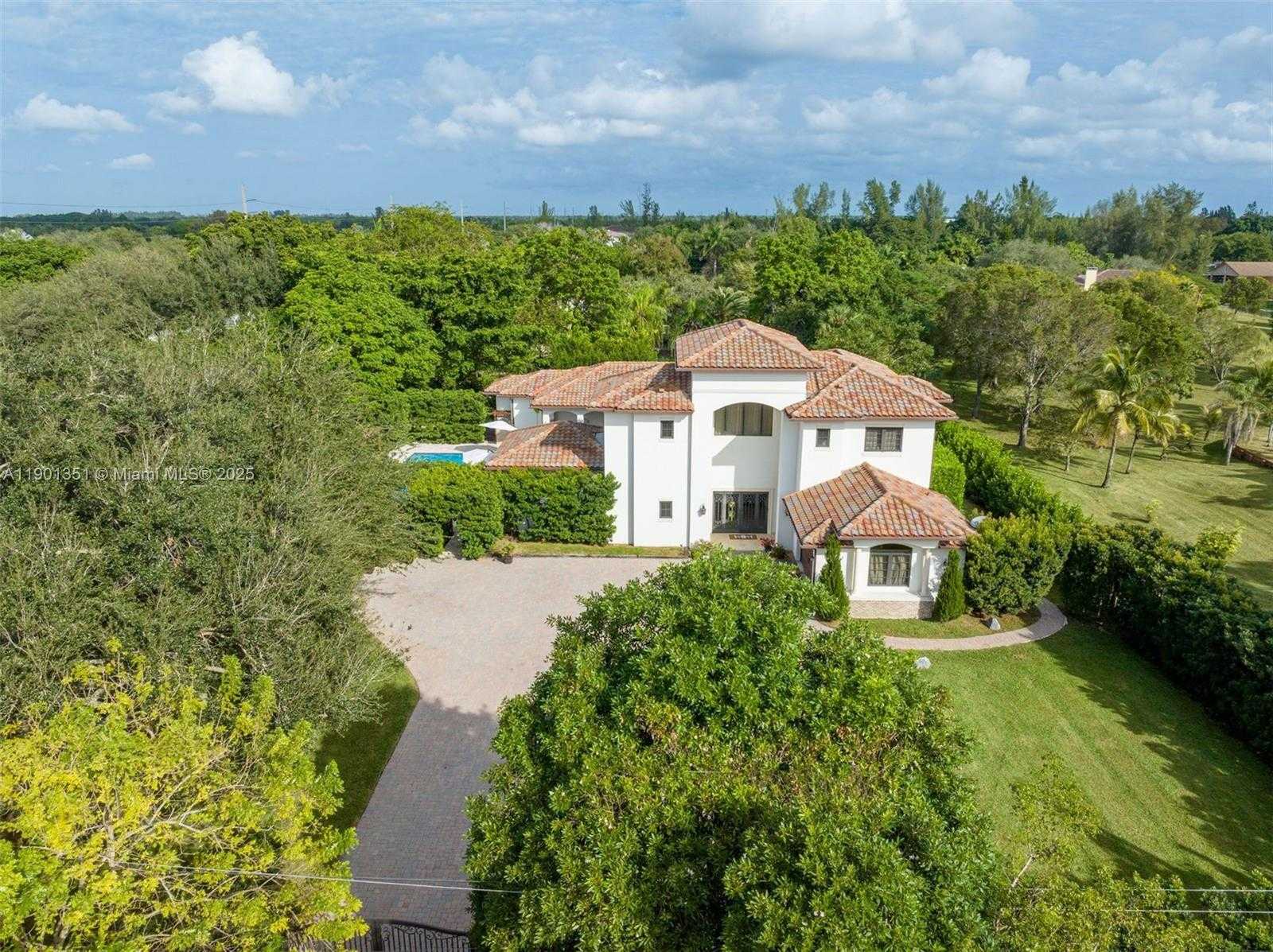 Small Image of 18951 SOUTH WEST 53RD ST, Southwest Ranches Number 49