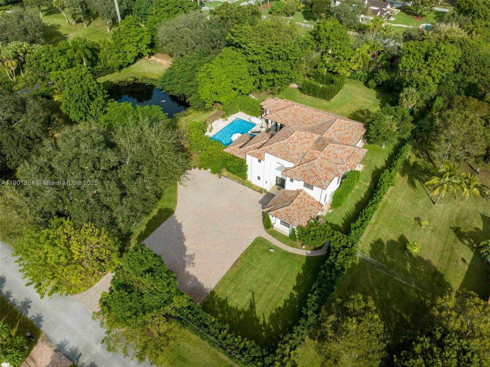 Small Image of 18951 SOUTH WEST 53RD ST, Southwest Ranches Number 52