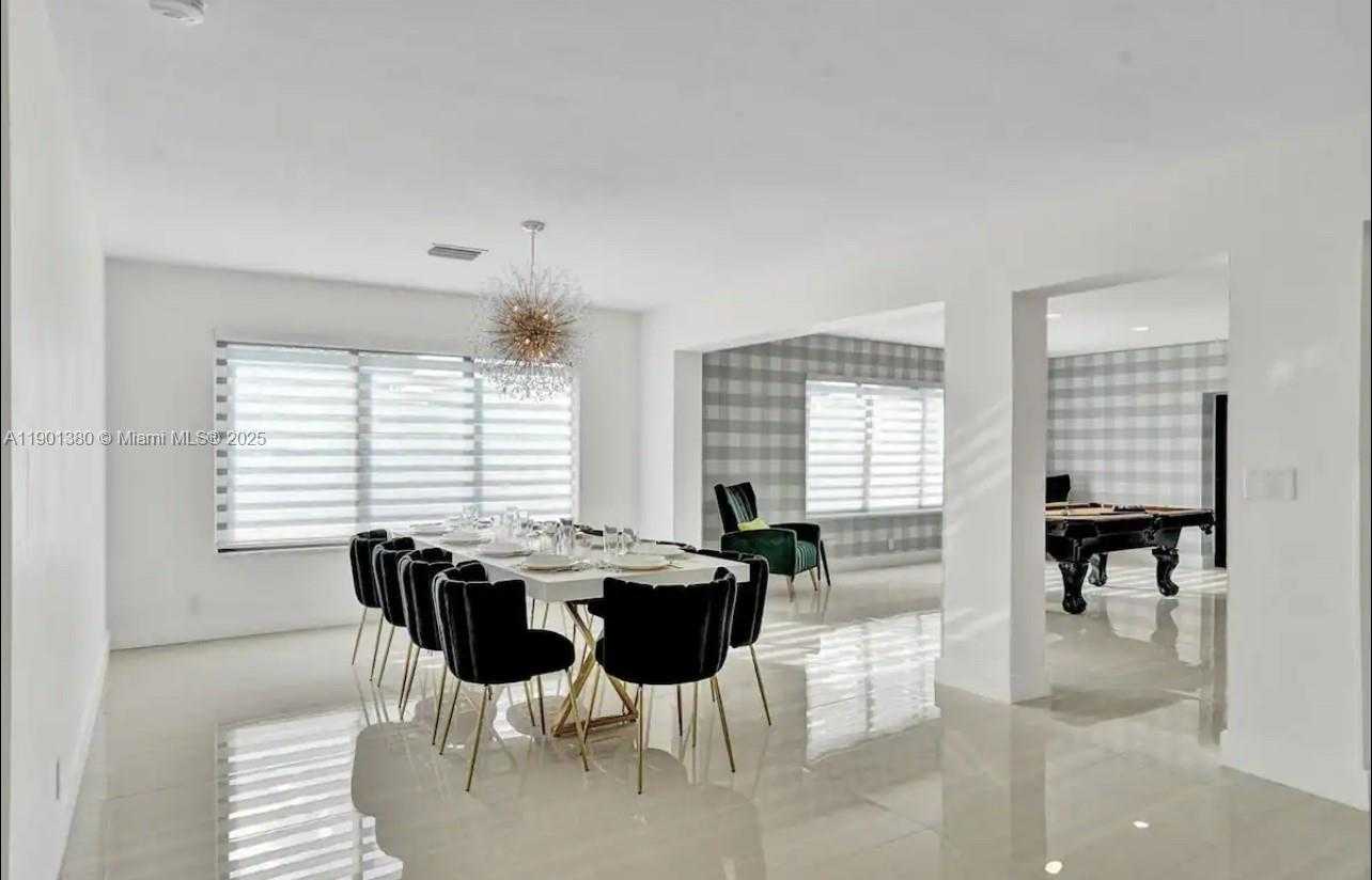 Small Image of 1141 NORTH NORTHLAKE DR, Hollywood Number 28