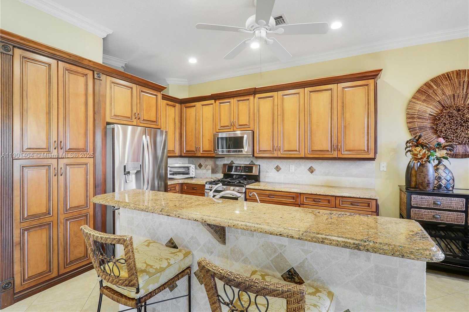 Small Image of 330 NORTH WEST SHOREVIEW DR, Saint Lucie West Number 20