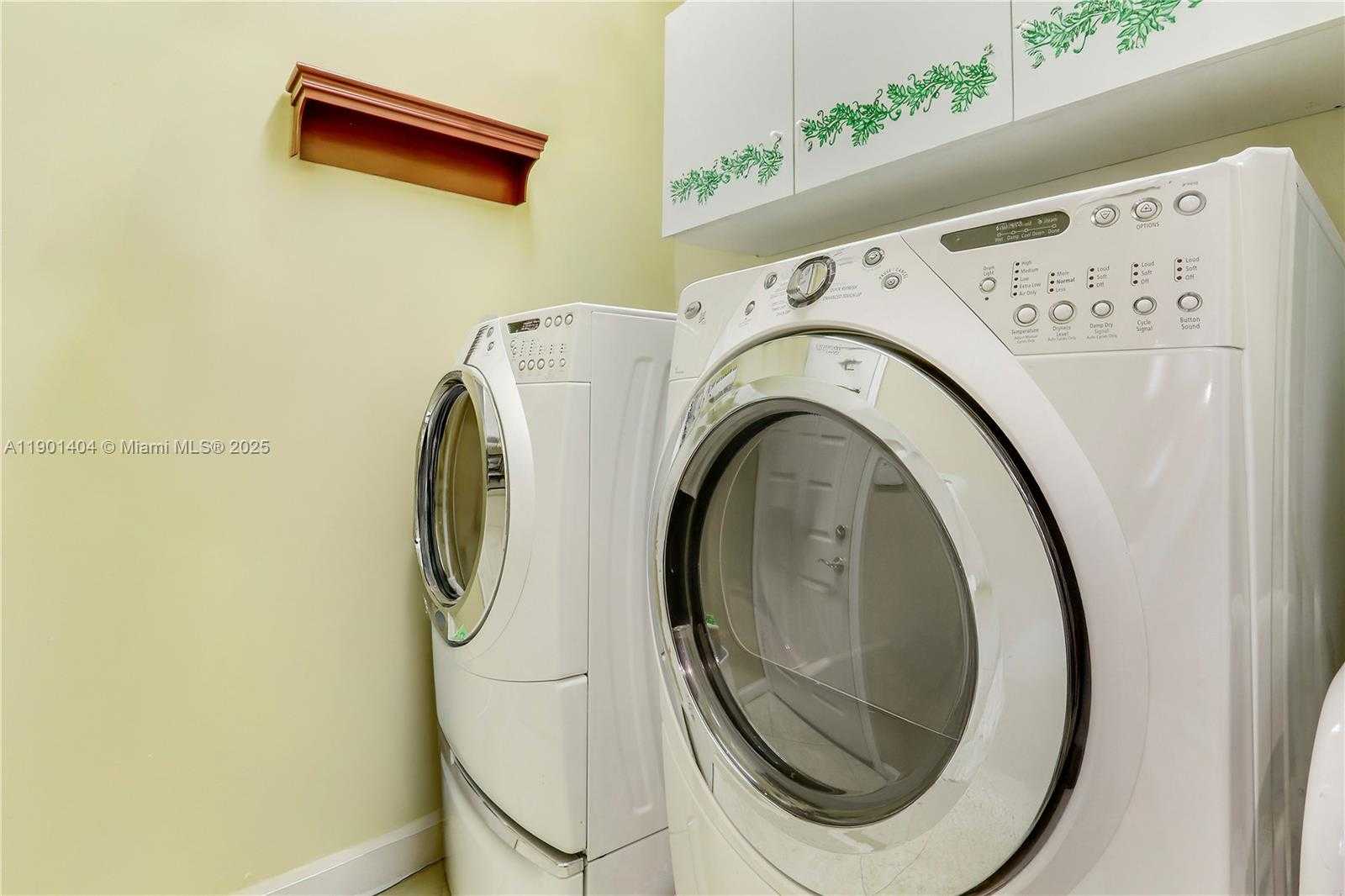 Small Image of 330 NORTH WEST SHOREVIEW DR, Saint Lucie West Number 31