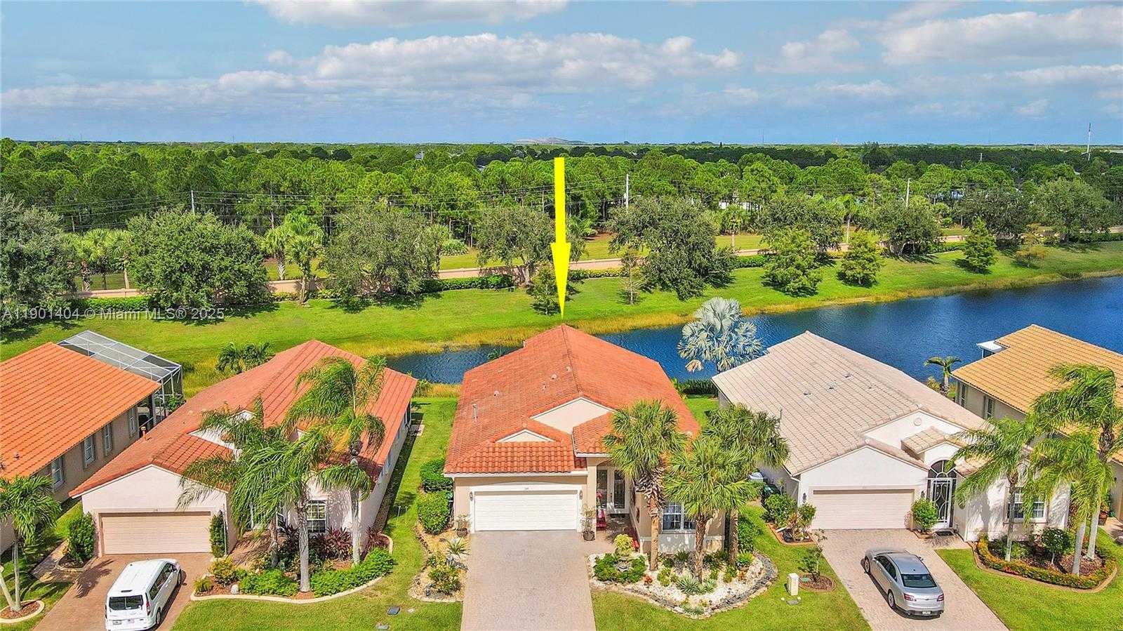 Small Image of 330 NORTH WEST SHOREVIEW DR, Saint Lucie West Number 42