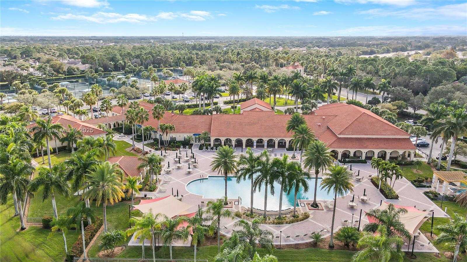 Small Image of 330 NORTH WEST SHOREVIEW DR, Saint Lucie West Number 48