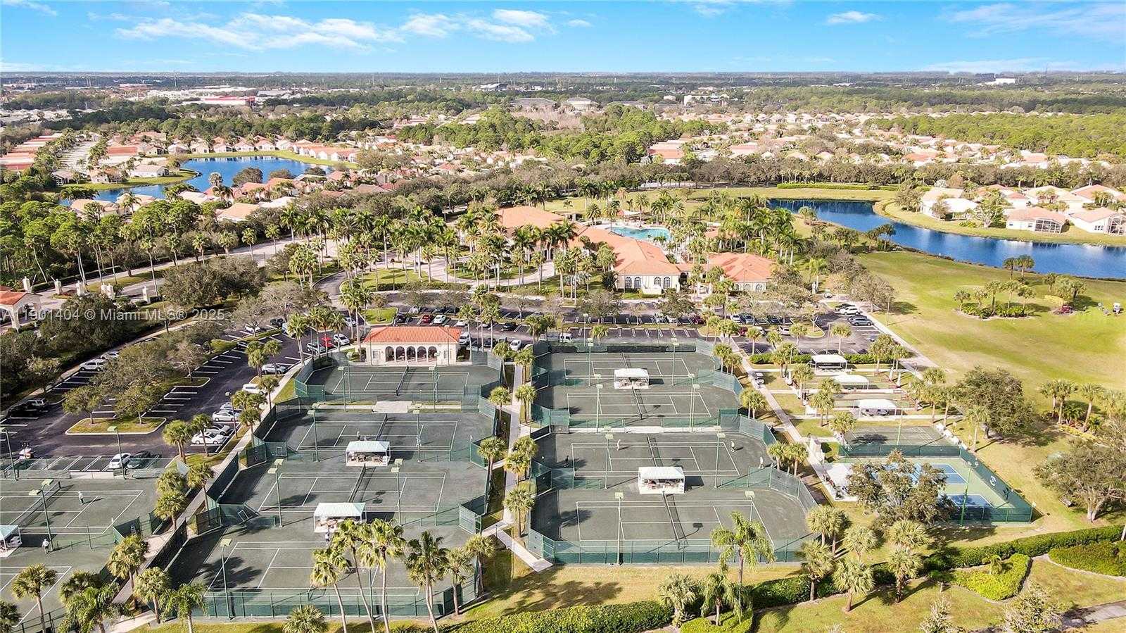 Small Image of 330 NORTH WEST SHOREVIEW DR, Saint Lucie West Number 49