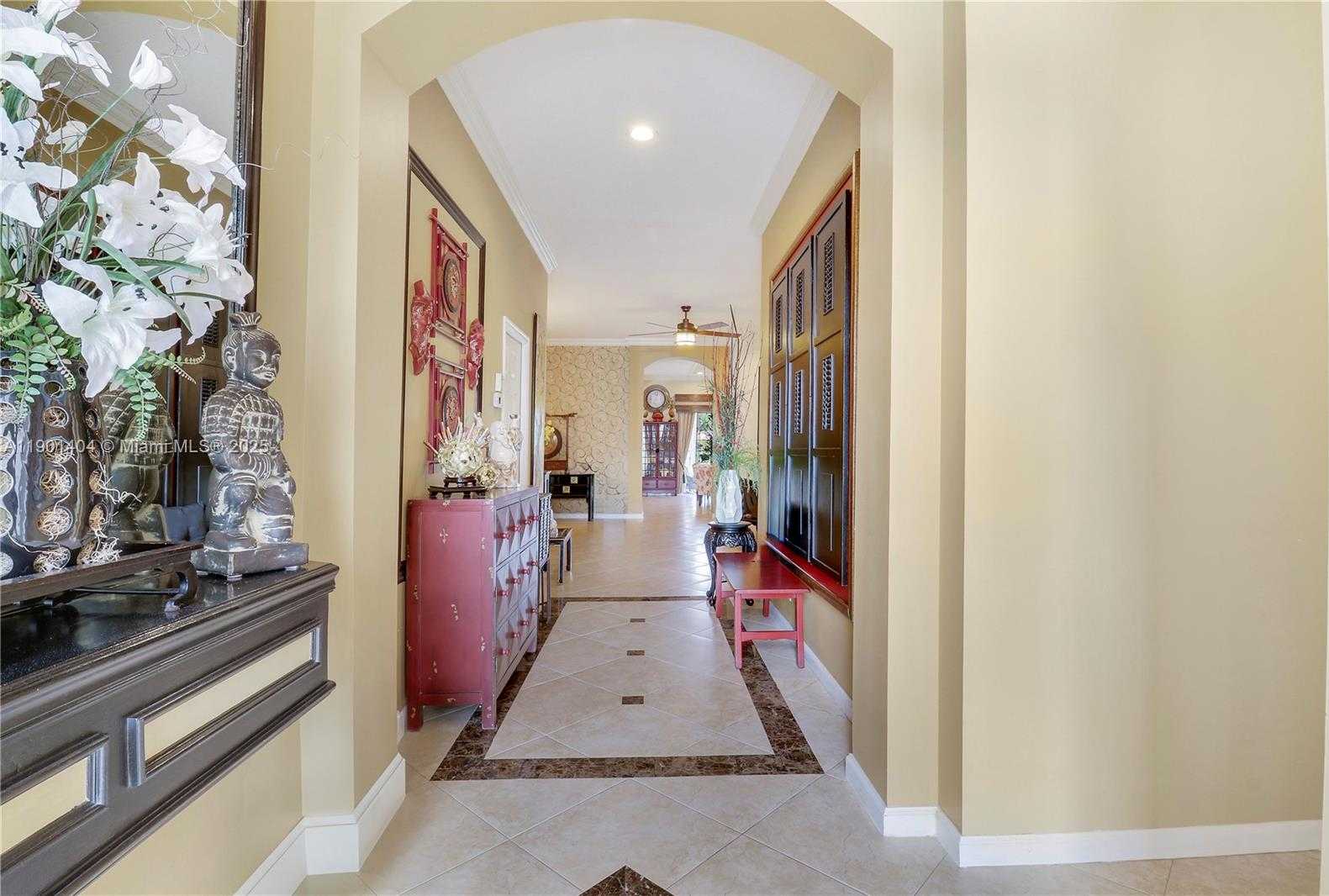 Small Image of 330 NORTH WEST SHOREVIEW DR, Saint Lucie West Number 5