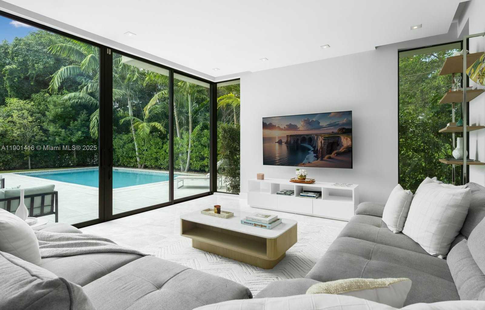 Small Image of 4520 NORTH MERIDIAN AVE, Miami Beach Number 10