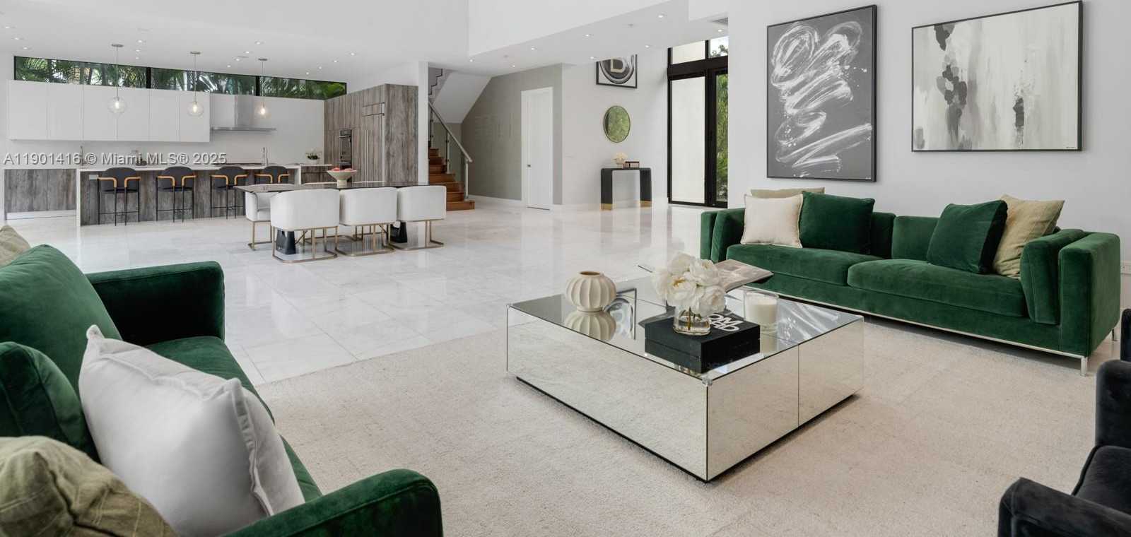 Small Image of 4520 NORTH MERIDIAN AVE, Miami Beach Number 3