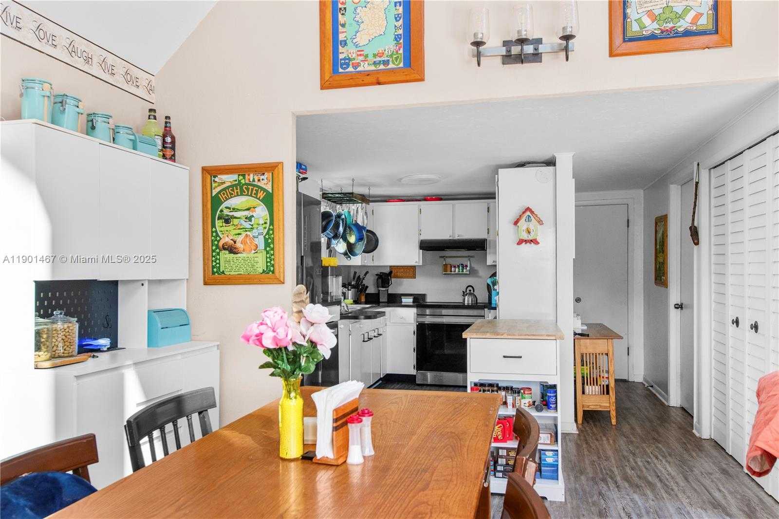 Imagen de Pequeño Objeto