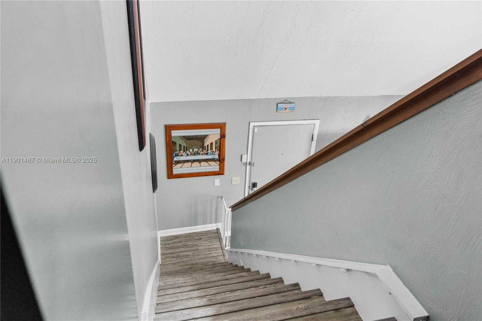 Imagen de Pequeño Objeto