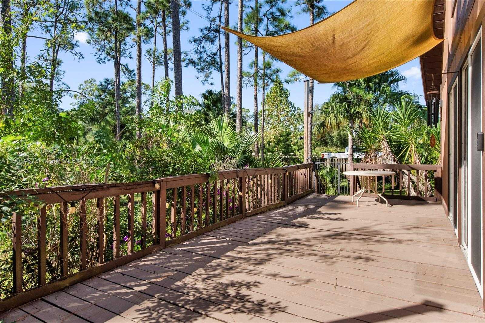 Imagen de Pequeño Objeto