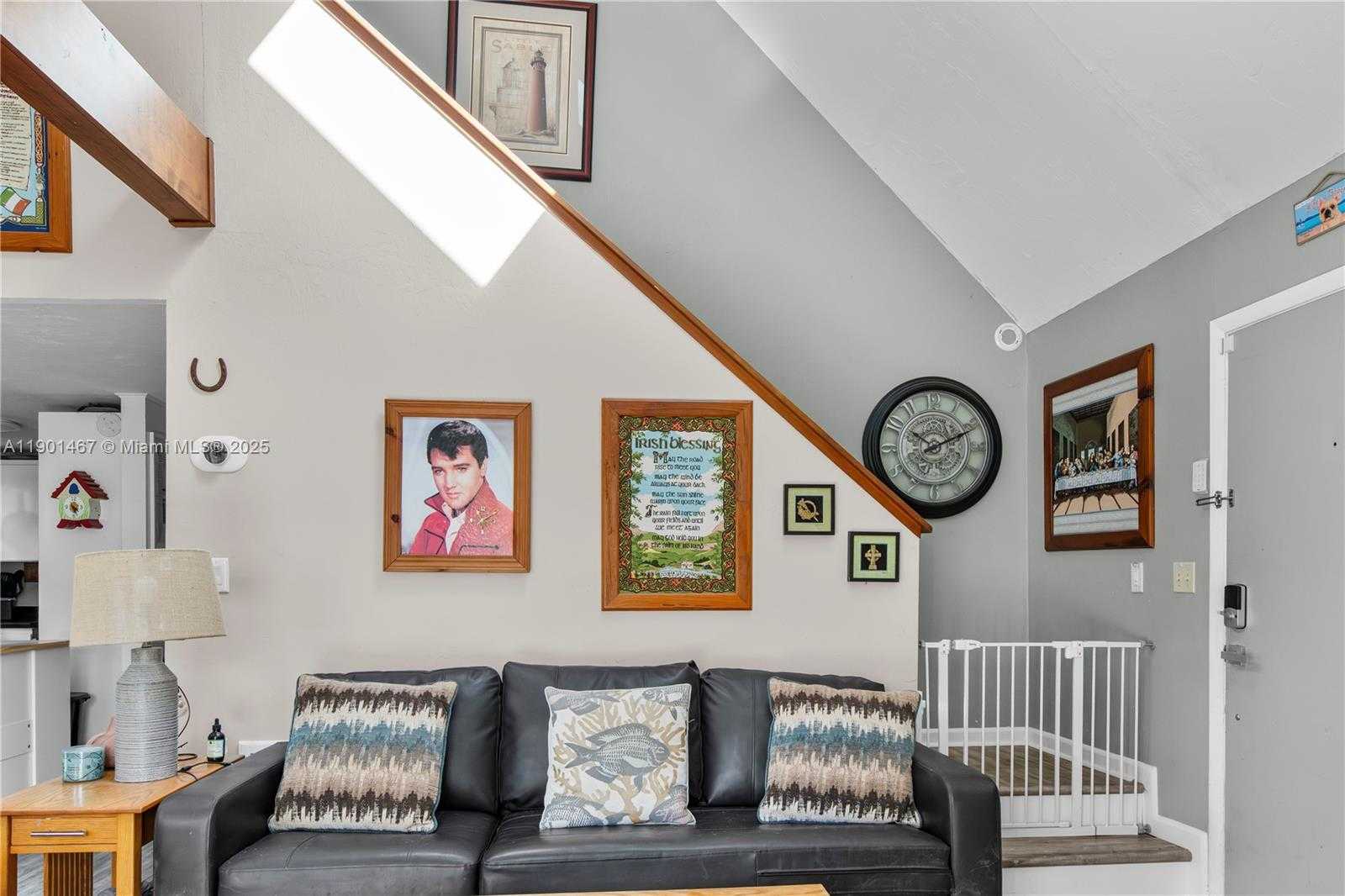 Imagen de Pequeño Objeto