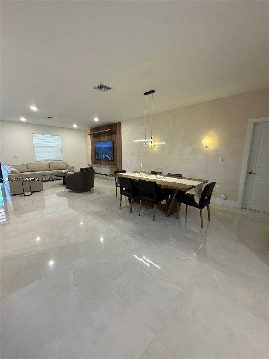 Small Image of 11910 SOUTH WEST 243RD ST, Homestead Number 22