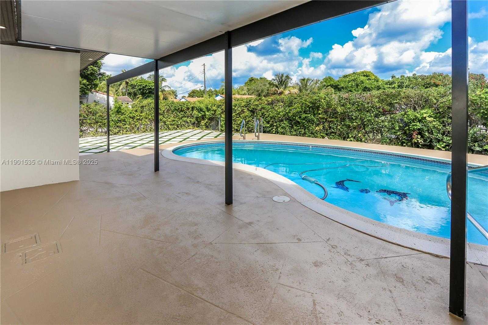 Small Image of 1620 MCKINLEY ST, Hollywood Number 28