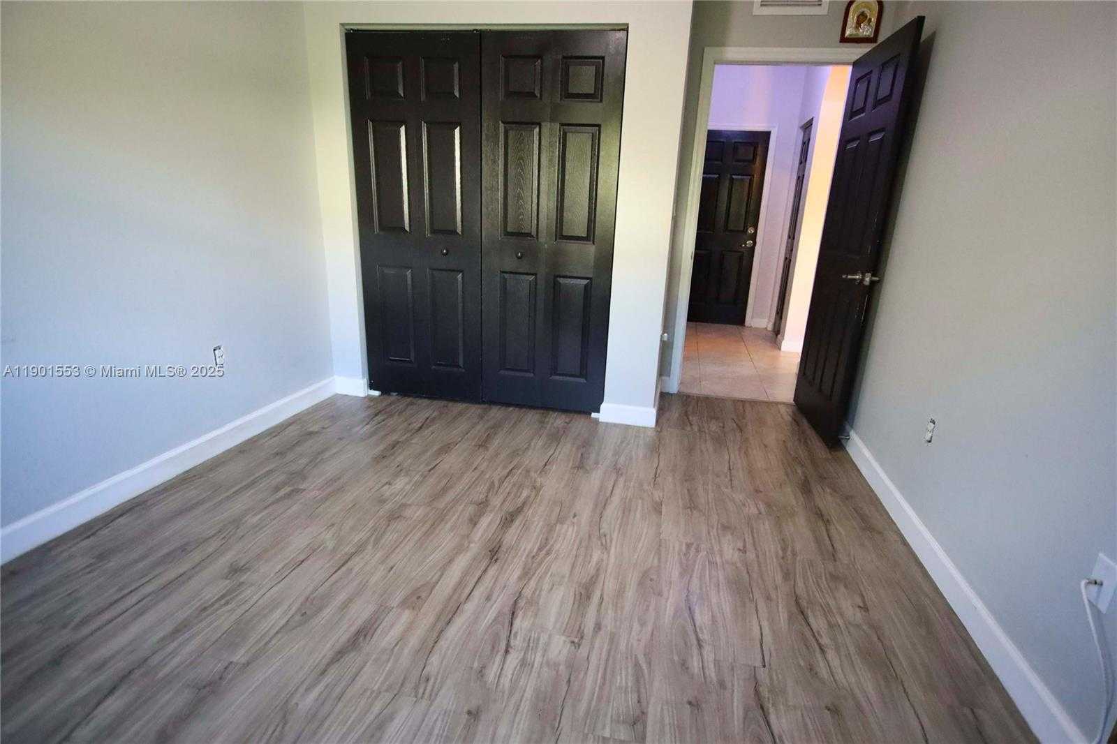 Small Image of 11863 SOUTH WEST 233RD TER, Homestead Number 36