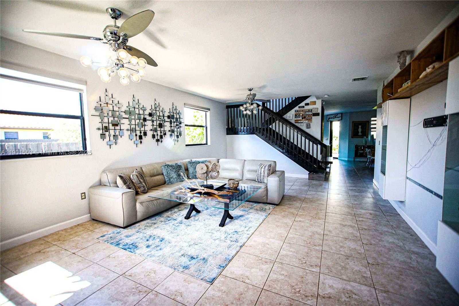 Small Image of 11863 SOUTH WEST 233RD TER, Homestead Number 5