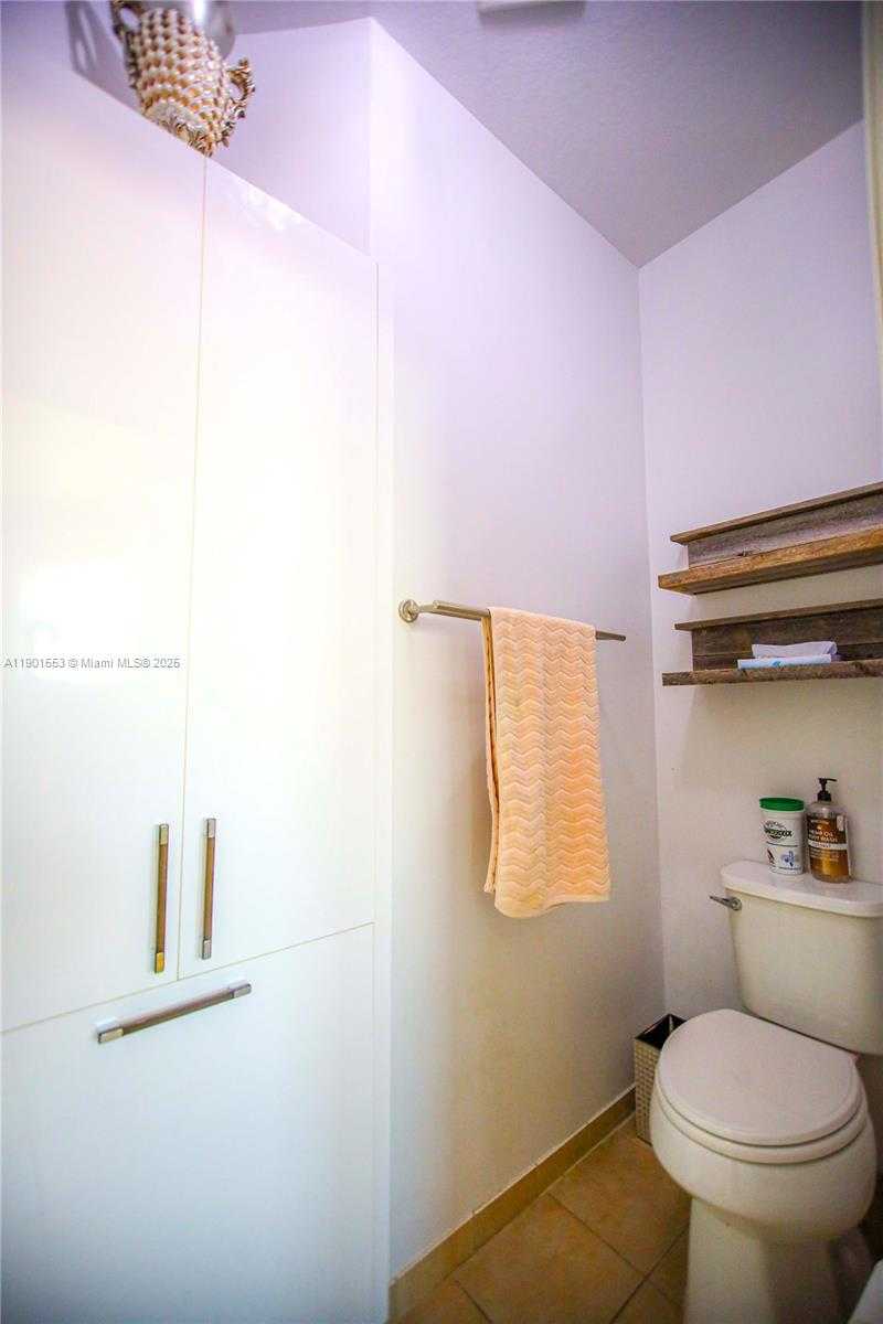 Small Image of 11863 SOUTH WEST 233RD TER, Homestead Number 52