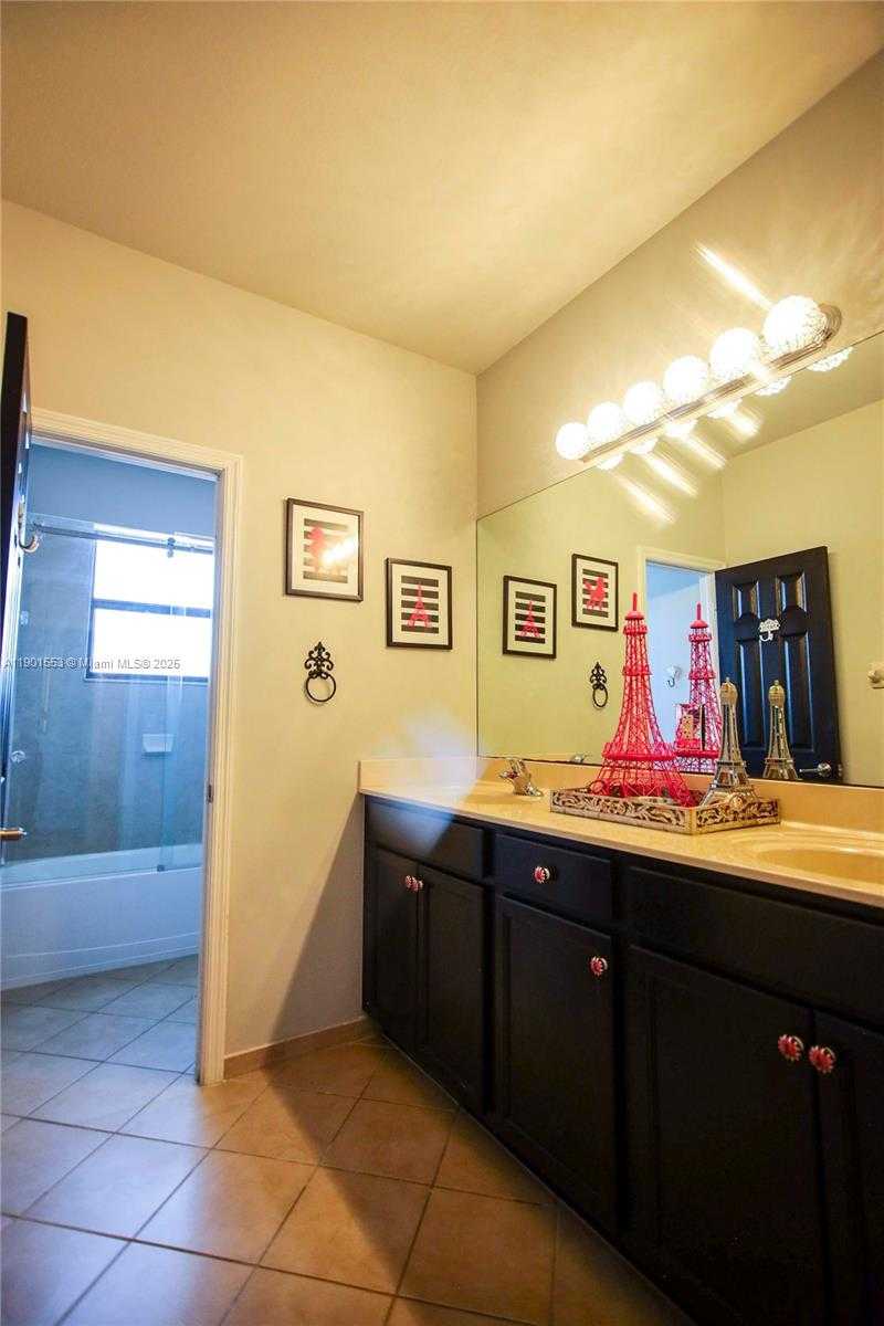Small Image of 11863 SOUTH WEST 233RD TER, Homestead Number 58