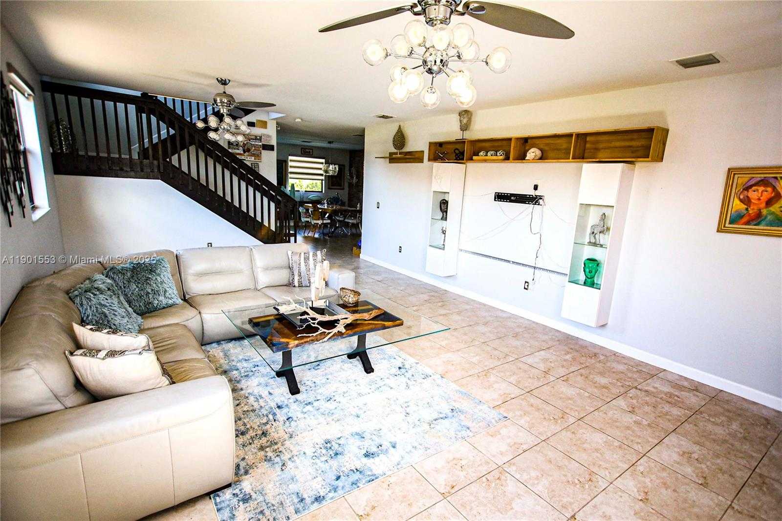 Small Image of 11863 SOUTH WEST 233RD TER, Homestead Number 6