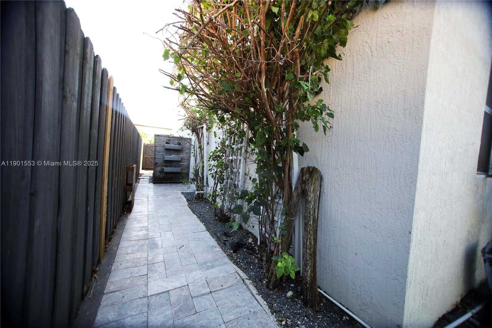 Small Image of 11863 SOUTH WEST 233RD TER, Homestead Number 70