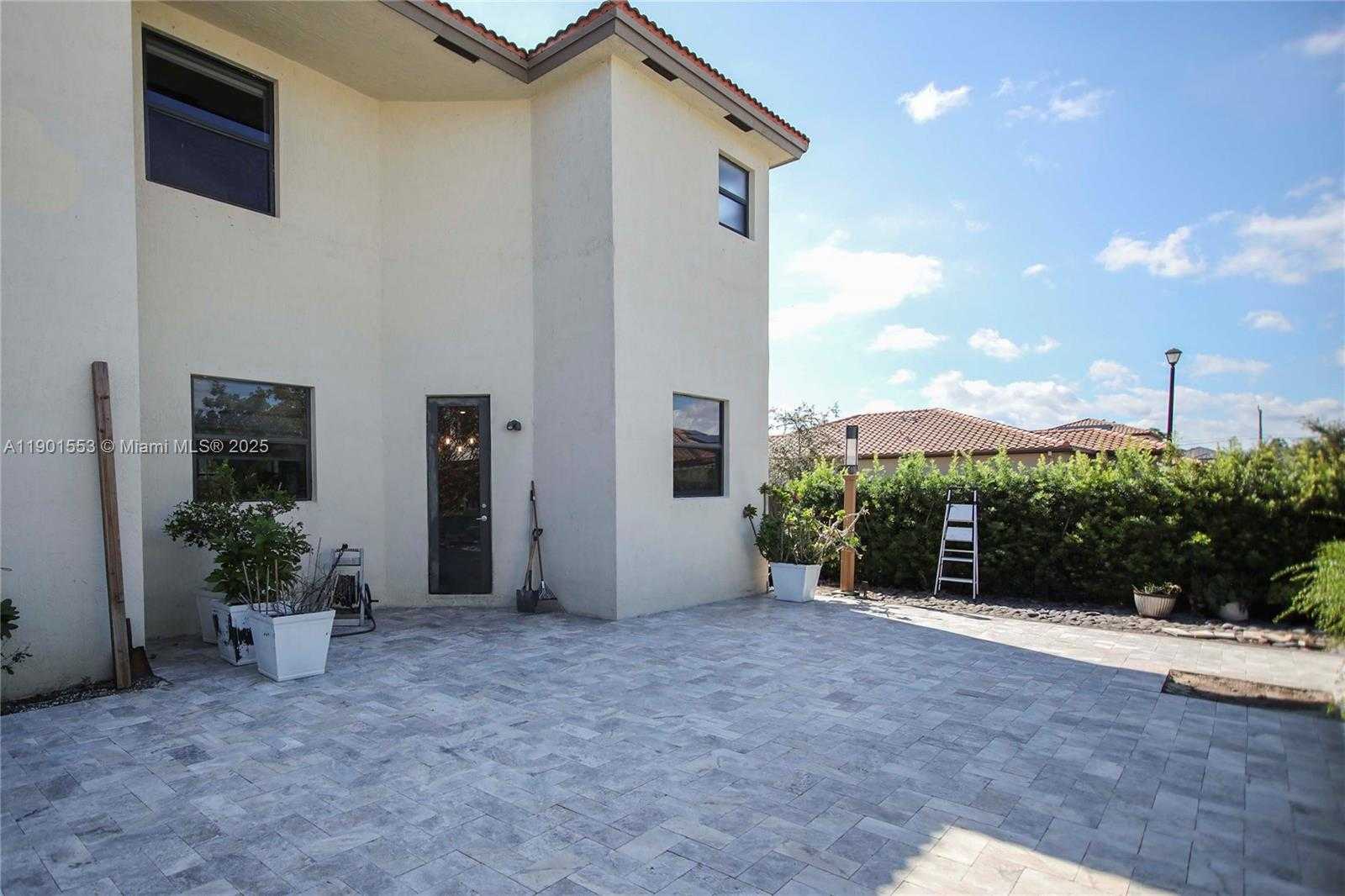 Small Image of 11863 SOUTH WEST 233RD TER, Homestead Number 73