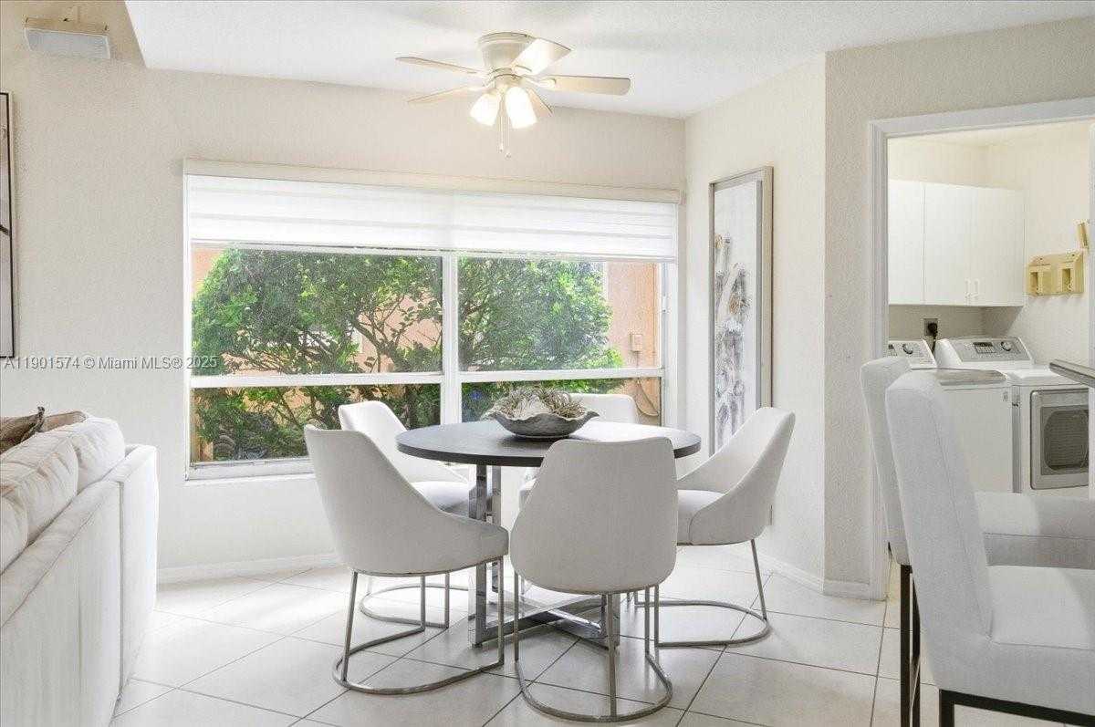 Small Image of 13931 NORTH WEST 19TH ST, Pembroke Pines Number 31