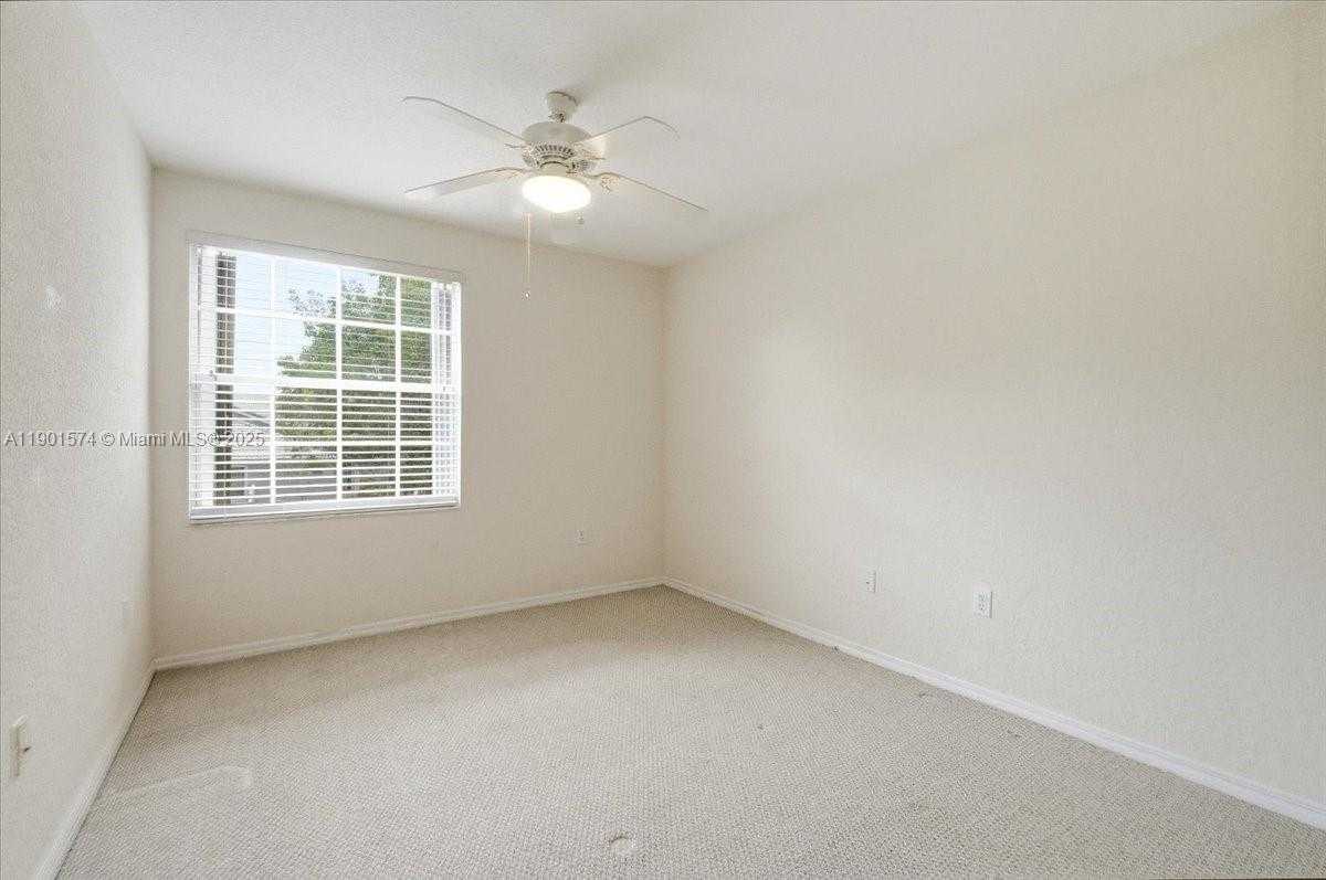 Small Image of 13931 NORTH WEST 19TH ST, Pembroke Pines Number 42