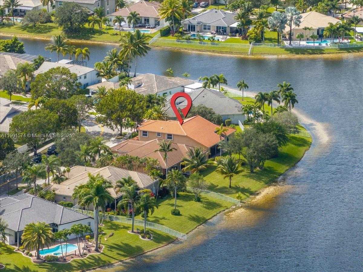 Small Image of 13931 NORTH WEST 19TH ST, Pembroke Pines Number 49