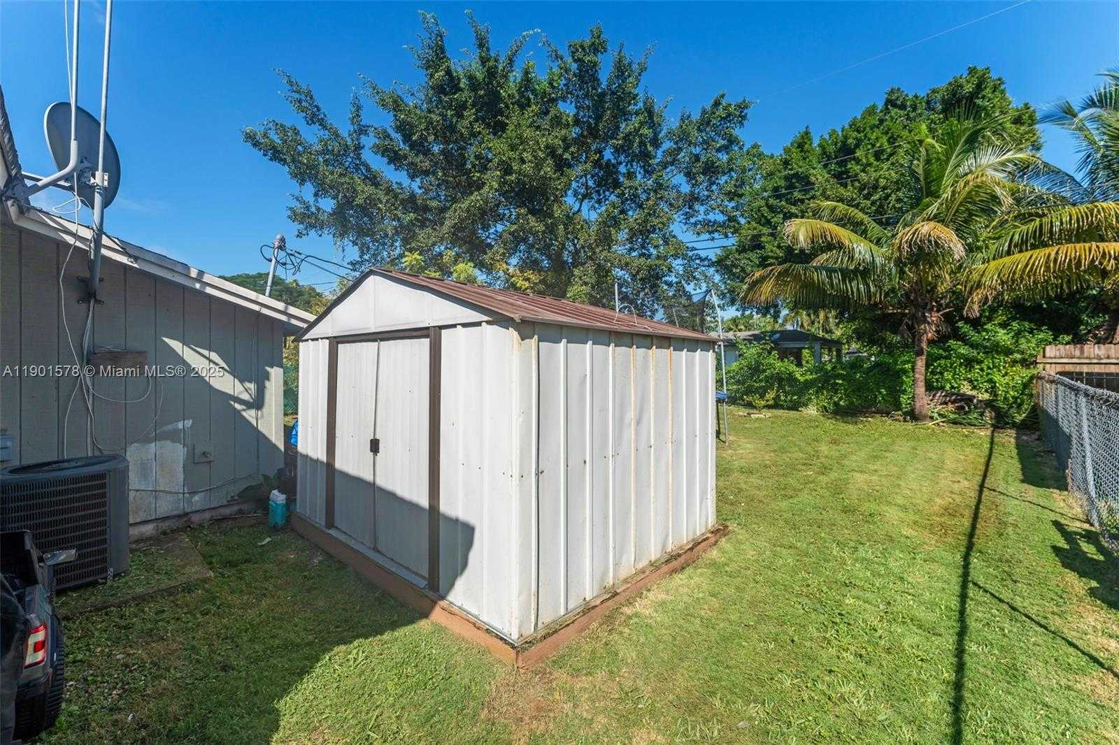 Small Image of 313 NORTH WEST 12TH ST, Homestead Number 14