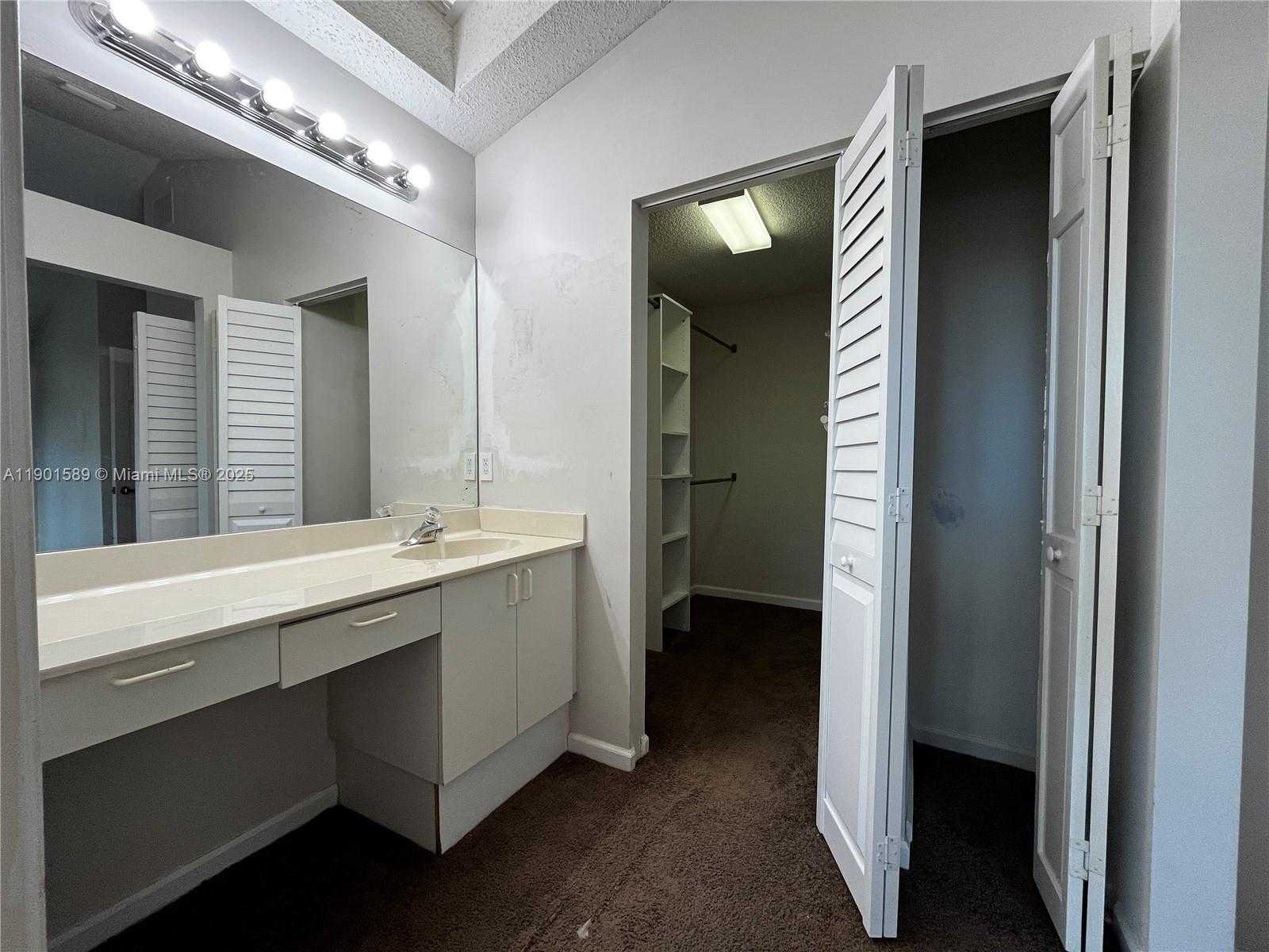 Small Image of 8079 POPASH CT, Boynton Beach Number 12