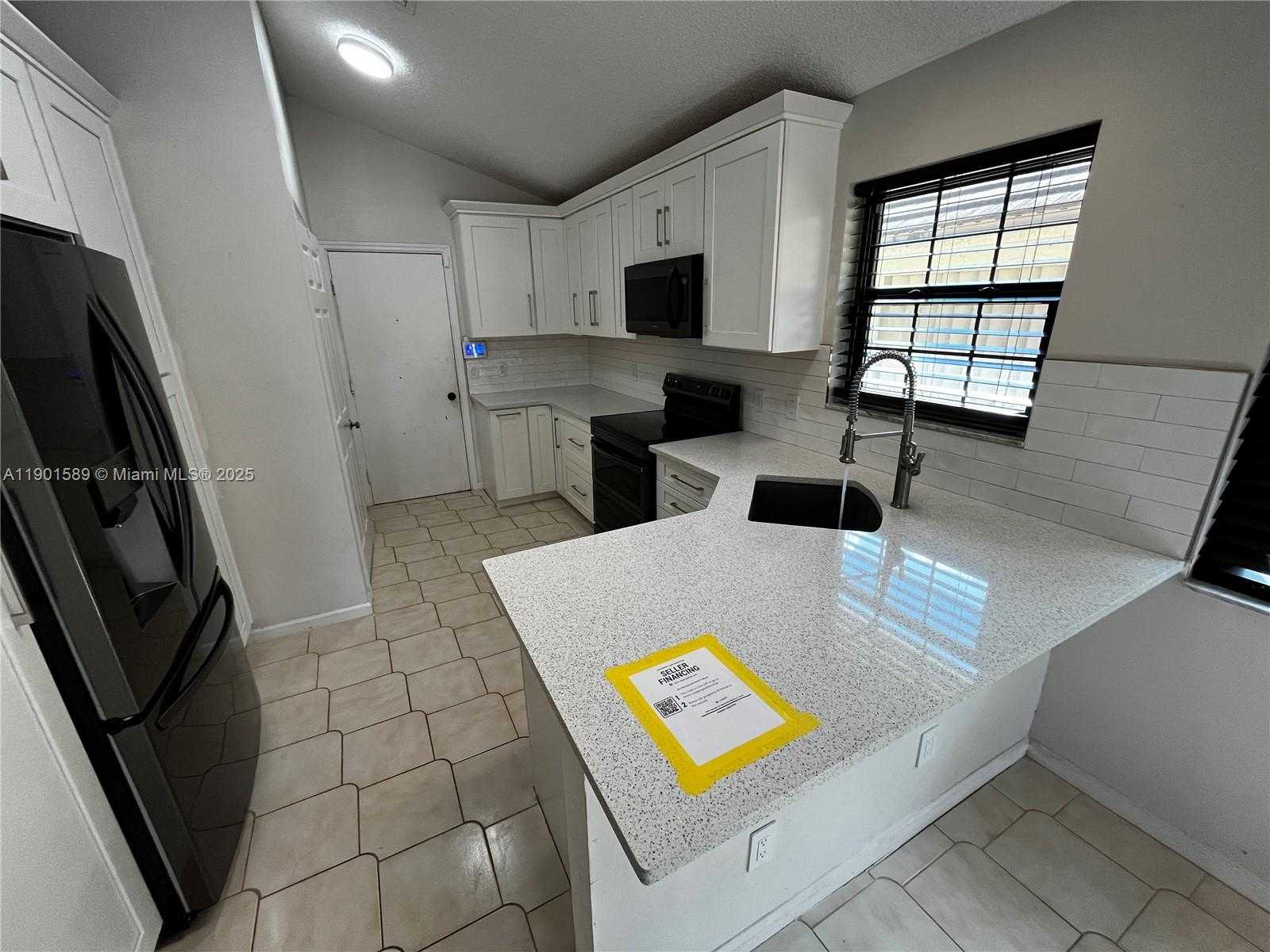 Small Image of 8079 POPASH CT, Boynton Beach Number 18