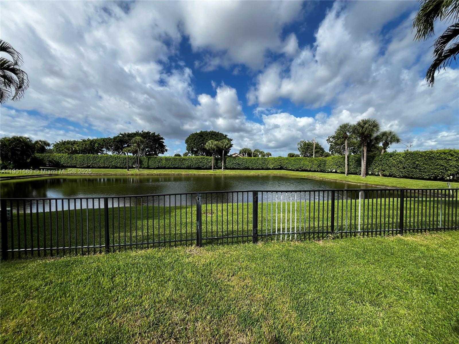 Small Image of 8079 POPASH CT, Boynton Beach Number 25