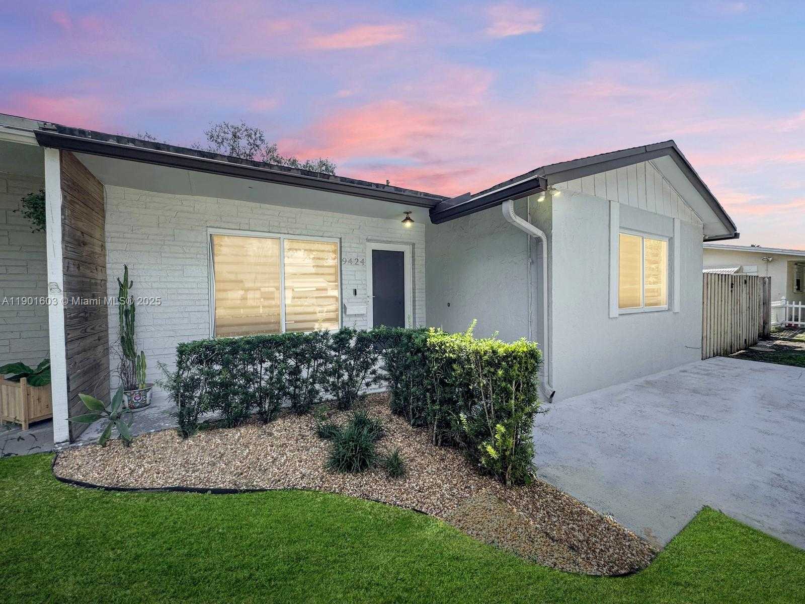 Small Image of 9424 SOUTH WEST 52ND ST, Cooper City Number 2