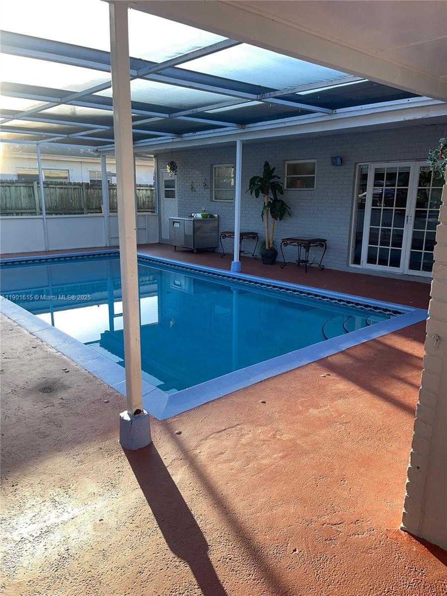 Small Image of 6510 PARK ST, Hollywood Number 12