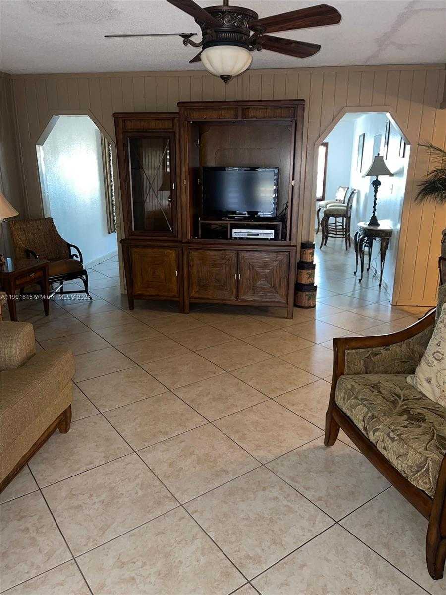 Small Image of 6510 PARK ST, Hollywood Number 5